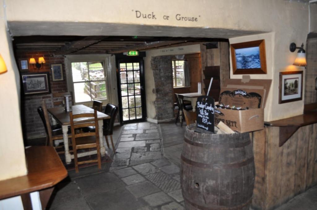 The Smugglers Inn Osmington Exteriör bild